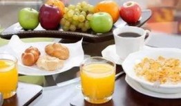 早餐热点爆料视频,揭秘热门爆料视频中的网红美食